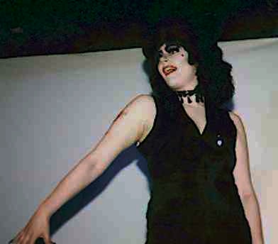 Cabaret.jpg (7793 bytes)